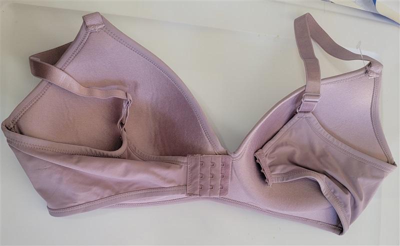 NWOt Parisian 40C Cushion Comfort Wire Free Contour Bra Purple 116509