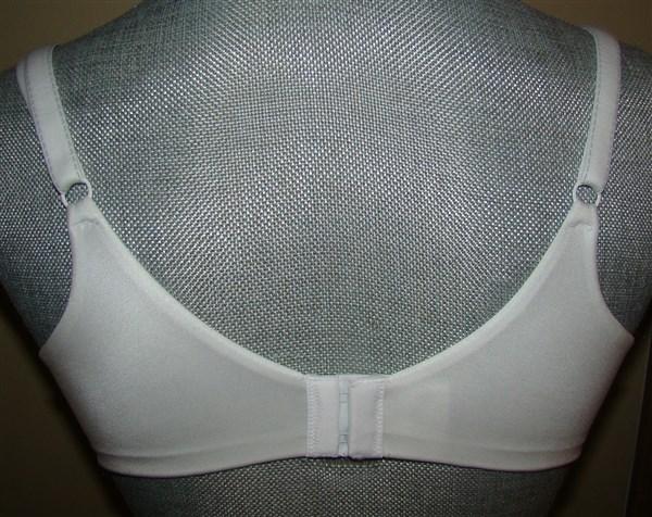 NWT Maidenform 34C White Comfort Devotion Embellished Coverage Bra 9402 116555