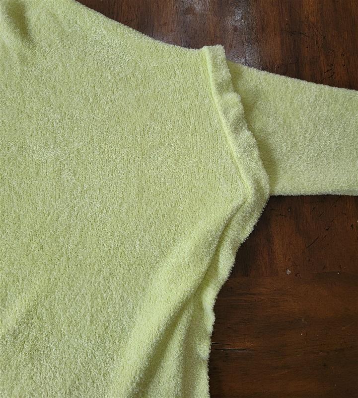 NWT Hello Nite Ruffle Super Soft Oversize Sweater Green 116589