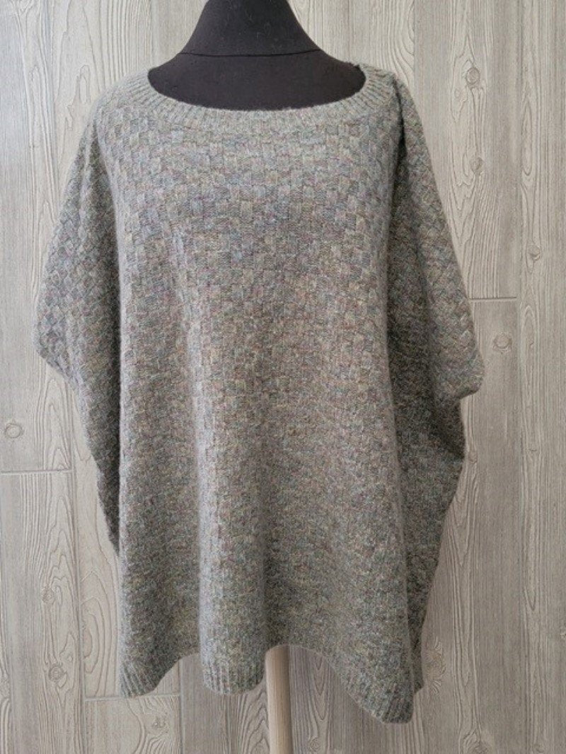 NWT Calme OS Sweater Basket Weave Poncho Knit Pullover Green 116689