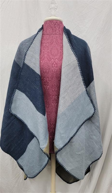 NWT Harve Benard Color Block Ruana Wrap Blanket Scarf 116827