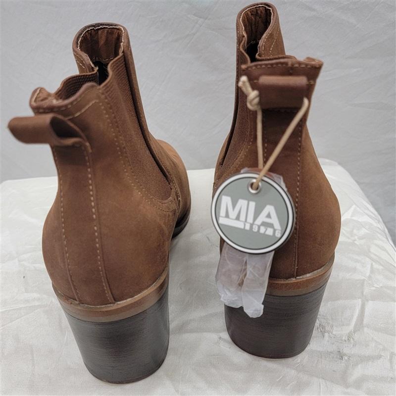 NWOT Mia 9 Faux Suede Brown Pull On Ankle Boots 116986