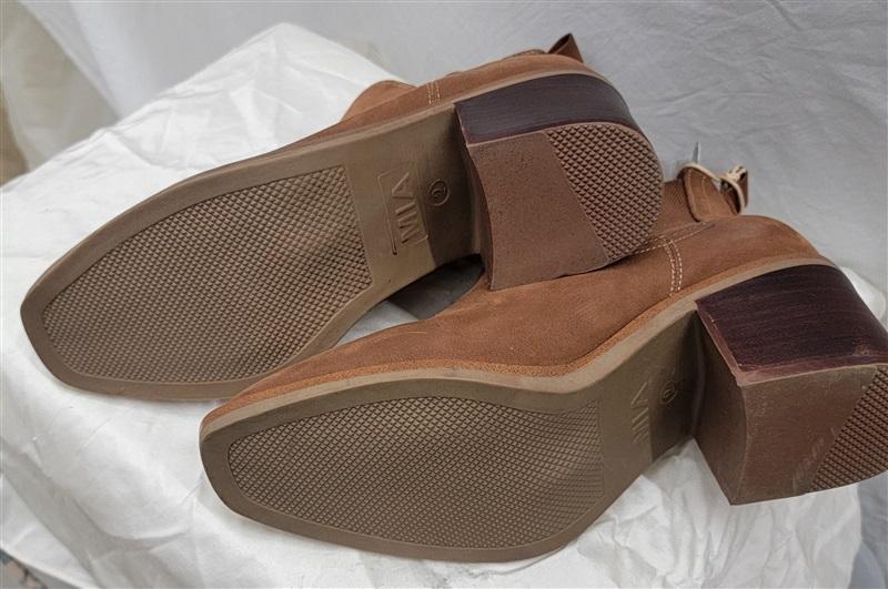 NWOT Mia 9 Faux Suede Brown Pull On Ankle Boots 116986