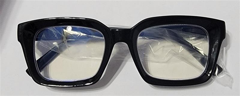 NWT Thick Rectangle Nerd Black Blue Light 1.0 Reading Glasses 117202