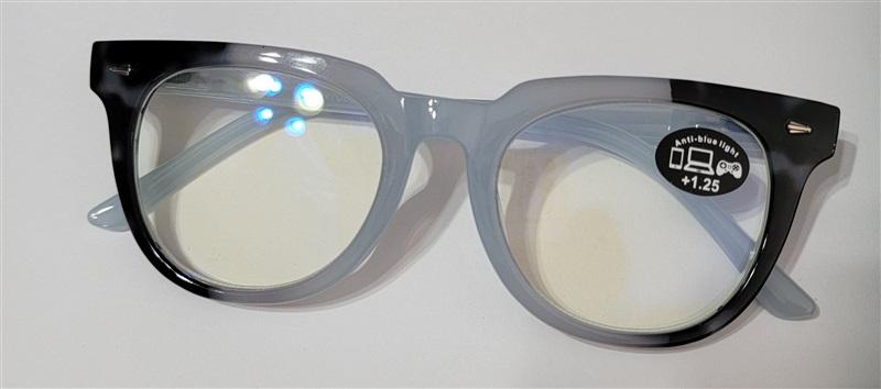 NWT EyeKepper Blue Ombre 1.25 Cat Eye Thick Reading Nerd Glasses 117208