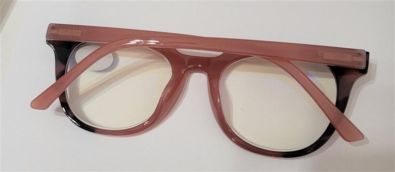 NWT EyeKepper Pink Ombre 1.25 Cat Eye Thick Reading Nerd Glasses 117209