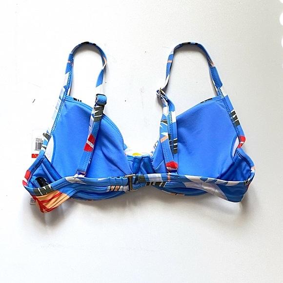 NWT Catalina L Twist Underwire Bikini Swim Top 117320