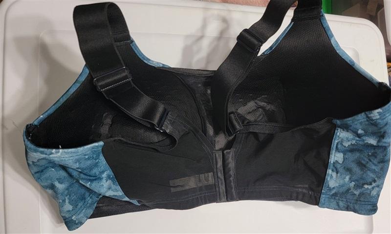 NWOT Cacique 44DD LIVI High-Impact Wicking Sport Bra 117849