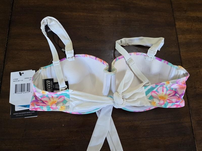 NWT Coco Reef White Spring 36/38C Floral Five Way Halter Bikini Swim Top 117939