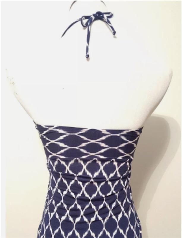 NWOT Robin Piccone M Ikat Tankini Swim Top Blue White 118033