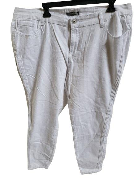 NWOTD Kate & Mallory 18W White Tuxedo Stripe Capri Jeans 118480
