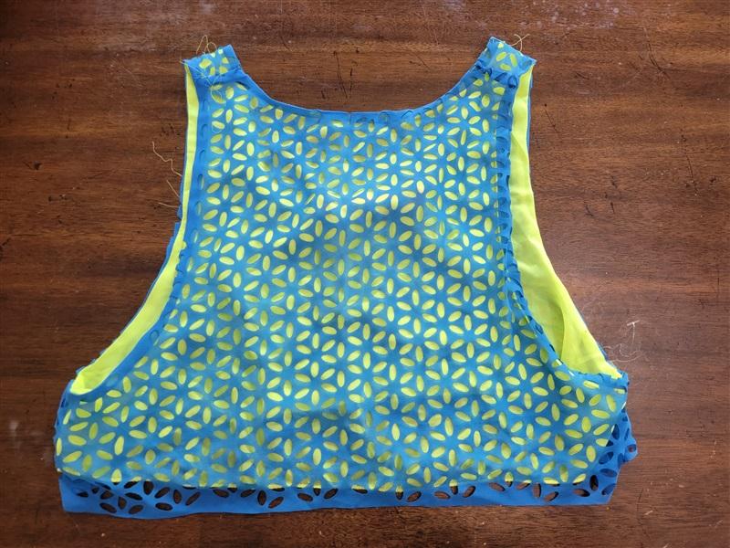 NWT LF Chandelier CDR Laser Cut Out Crop Top Blue Green 119336