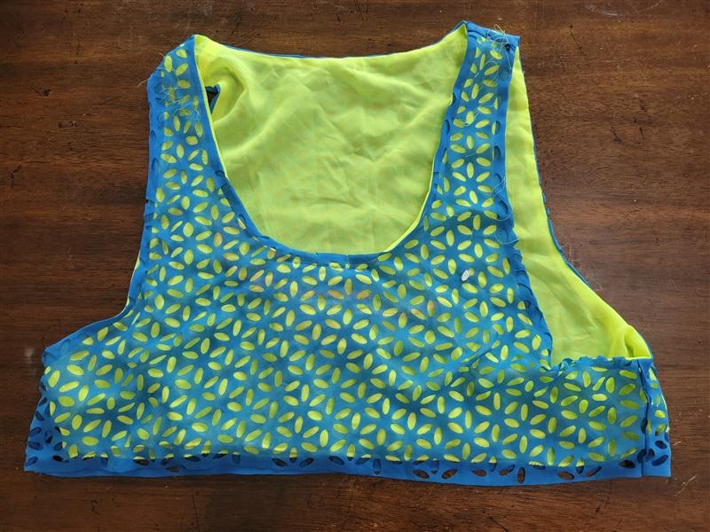 NWT LF Chandelier CDR Laser Cut Out Crop Top Blue Green 119336