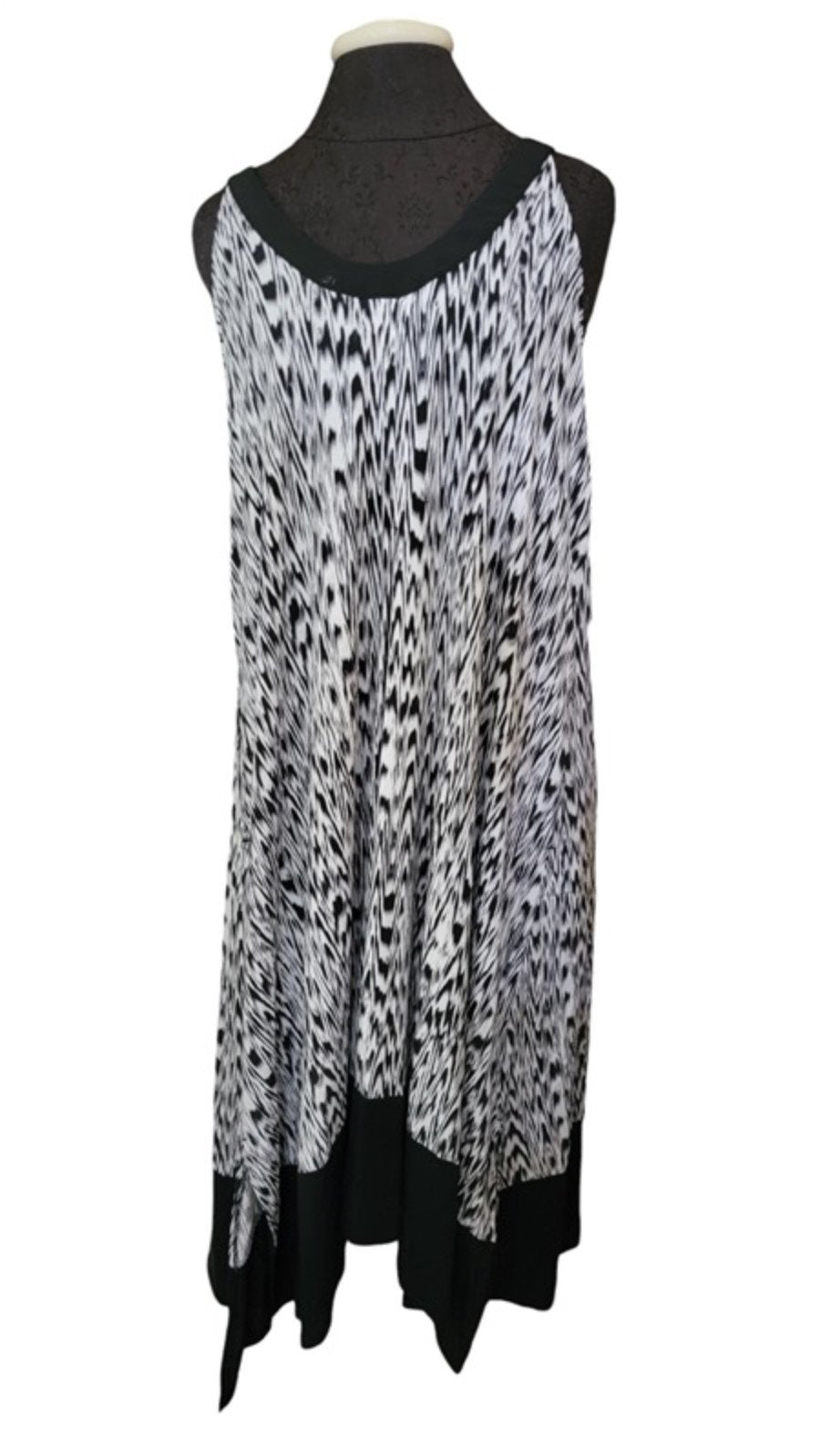 NWT DKNY Donna Karan M V Neck Sleeveless Chemise Nightgown 119909