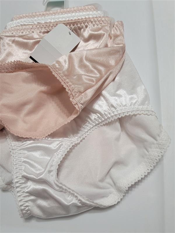 NWT Vanity Fair Radiant 5 SM 3pk Undershaper Panty Pink 120053
