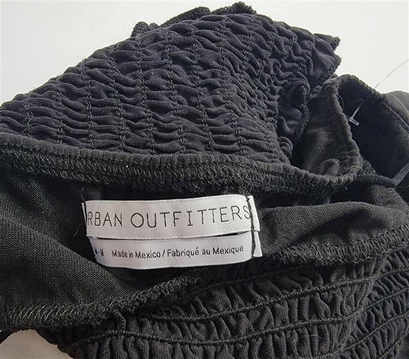 NWOT Urban Outfitters M Wire-Free Camisole Crop Bra Black 120205