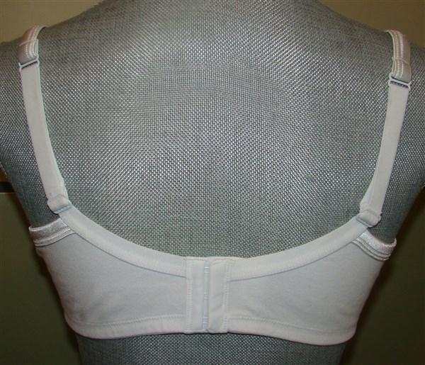 NWOT Cacique 50B Cotton Boost Plunge Ivory T-Shirt Bra 120432