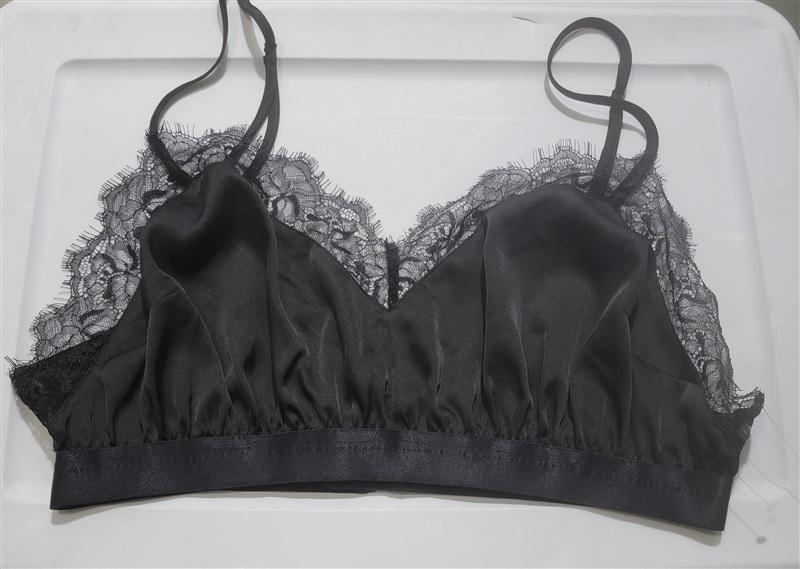 NWOT Fashion To Figure 1 Black Bralette Eyelash Lace 120550
