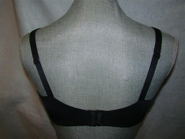 NWOT Vanity Fair 38D Fits You Perfectly Wireless Bra 72250 Black Bra 120601