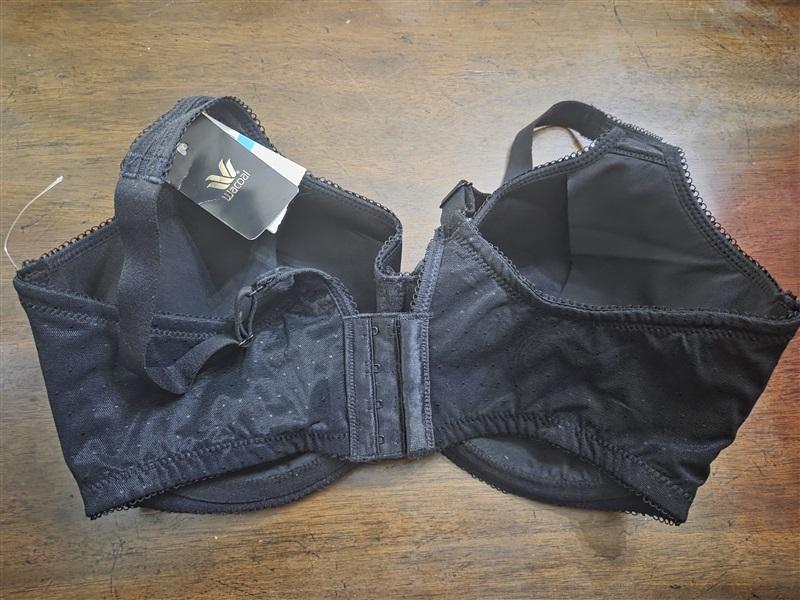 NWT Wacoal 36DDD Retro Chic Seamless Contour 853186 Black 120618