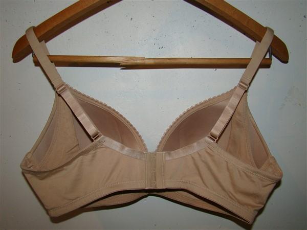 NWOT Motherhood 40C OH BABY Wireless Full Coverage Nursing Bra Beige 120655