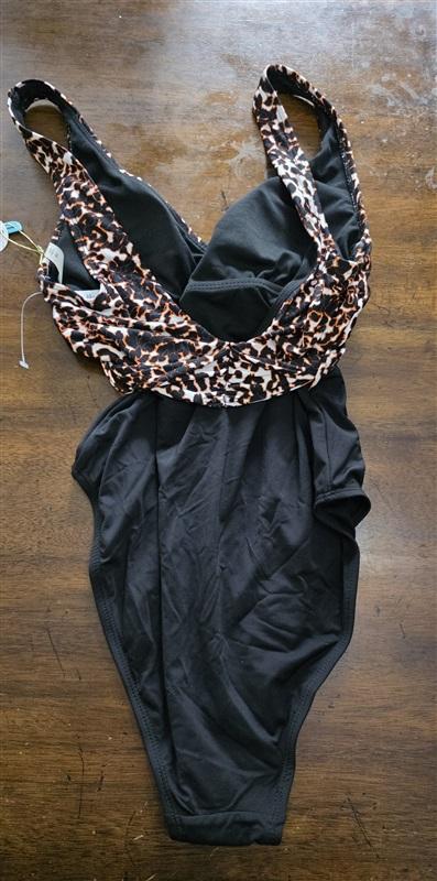 NWT Mynah S Cheetah Print Full Coverage Belted V Neck Swimsuit 120702