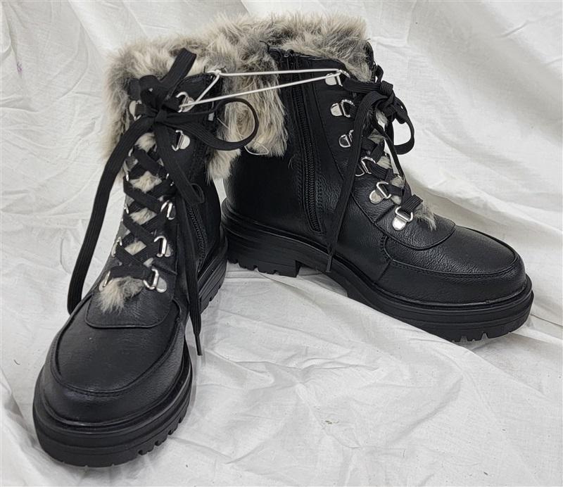 NWOT Sand + Stone 5.5 Orlaa Lug Sole Fur Ankle Boot Black 120820