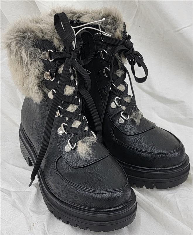 NWOT Sand + Stone 5.5 Orlaa Lug Sole Fur Ankle Boot Black 120820