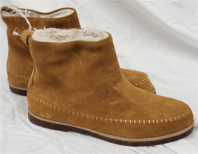 NWOT Steve Madden Tommy 8.5 Carmel Brown Suede 120822