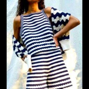 NWT House of Harlow M Blue & White Stripe Knit Short Set 120842