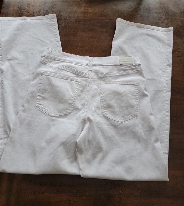 NWOTD Express 12L High Waisted Distressed Wide Leg Jeans White 121354
