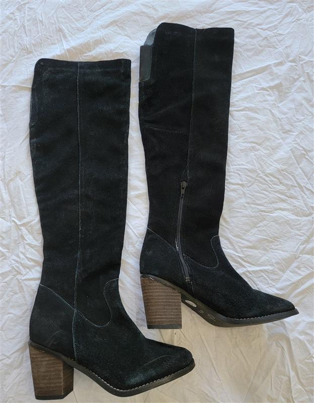 NWOT Diba 6.5 Leg Up Black Suede Slouch Cowboy Boots 121403
