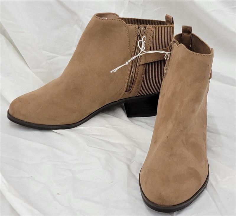 NWOTD Market Spruce 8 Brown Buckle Side Ankle Booties 121489
