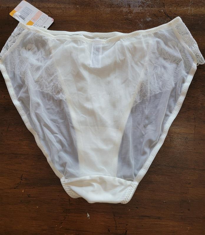 NWT Wacoal S Side Note Hi-Cut Brief 841377 Ivory 121531