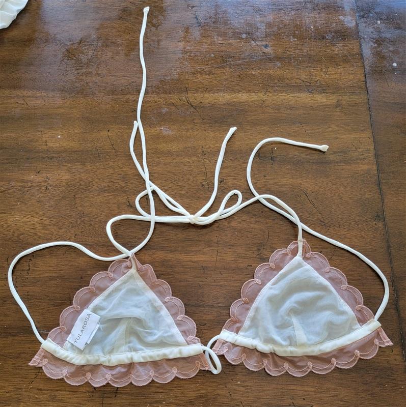 NWOT Tularosa XS Sheer Slide Triangle Top Tie Lace Border Ivory Pink 121541