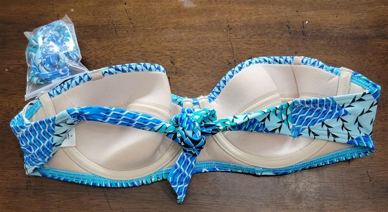 NWT Echo Havana S Geo Underwire Bikini Top Blue 121597
