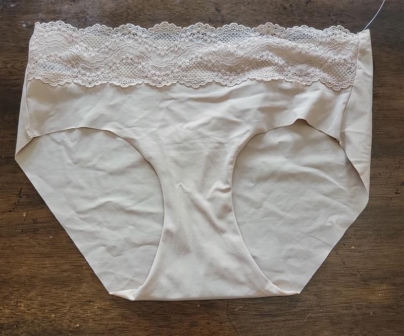 NWOT b.tempt'd by Wacoal S b.bare Hipster 970267 Beige 121726