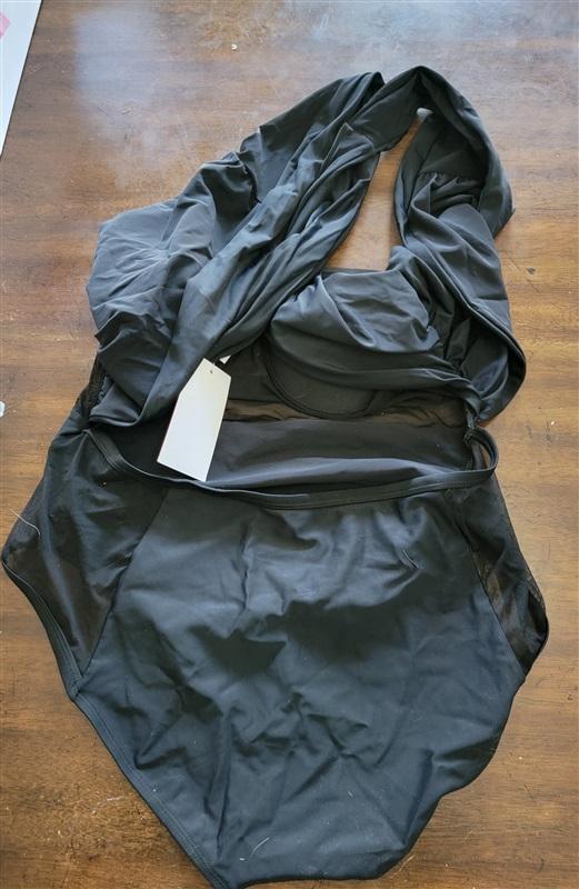 NWT Swimsuits For All 16 Black Sweetheart Cut Out Bombshell 1pc 121753