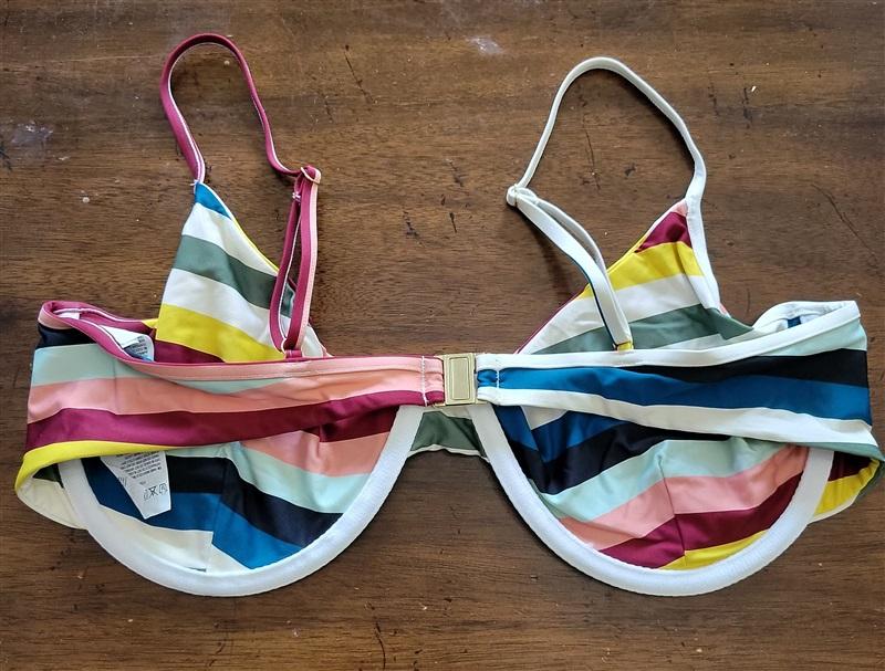 NWOT Volcom XXL Striped Underwire Bikini Swimsuit Top 117355
