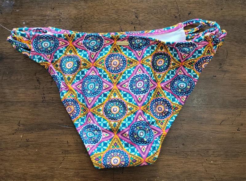 NWOT Volcom M Strappy Side Medallion Bikini Swim Bottom 121895