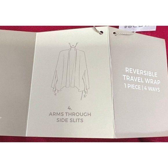 NWOT Chico's Reversible Travel Wrap Pink & Gray 4 Way 121902