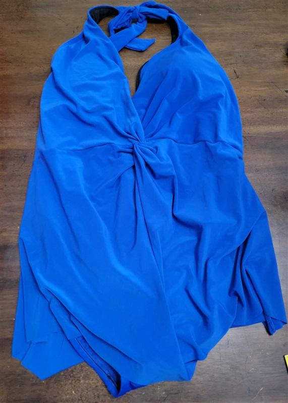NWOT Magicsuit 14 Theresa Romper 1PC Swimsuit Deep V 122211