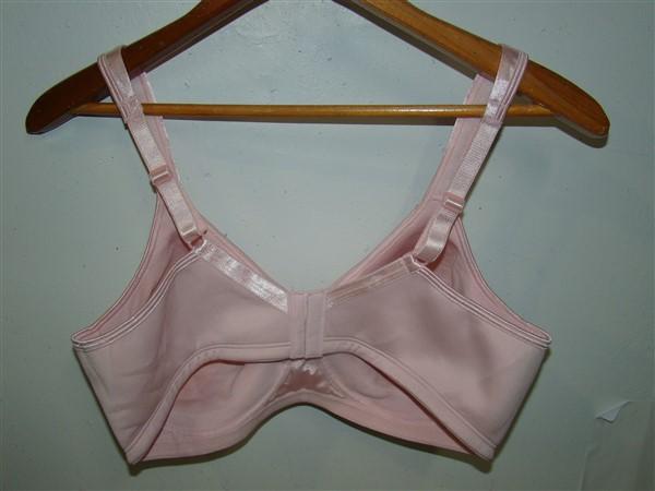 NWT Playtex 18Hour Sensationally Sleek 36C Full Figure Wireless 4803 Pink 122257