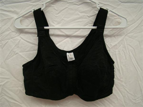 NWOT Instant Shaping 36C Posture Support Soft Cup Bra Black 122293