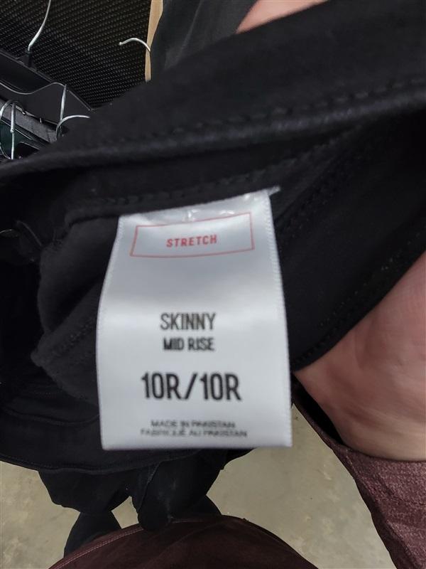 NWOT Express 10R Skinny Mid Rise Black Jeans 122457