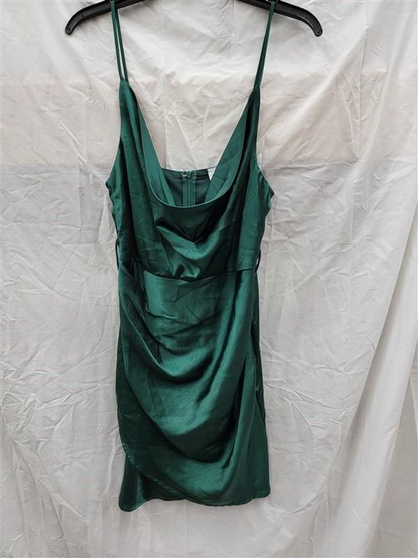 NWTD Selfie Leslie Medium Green Drape Mini Dress Spaghetti Strap 122511