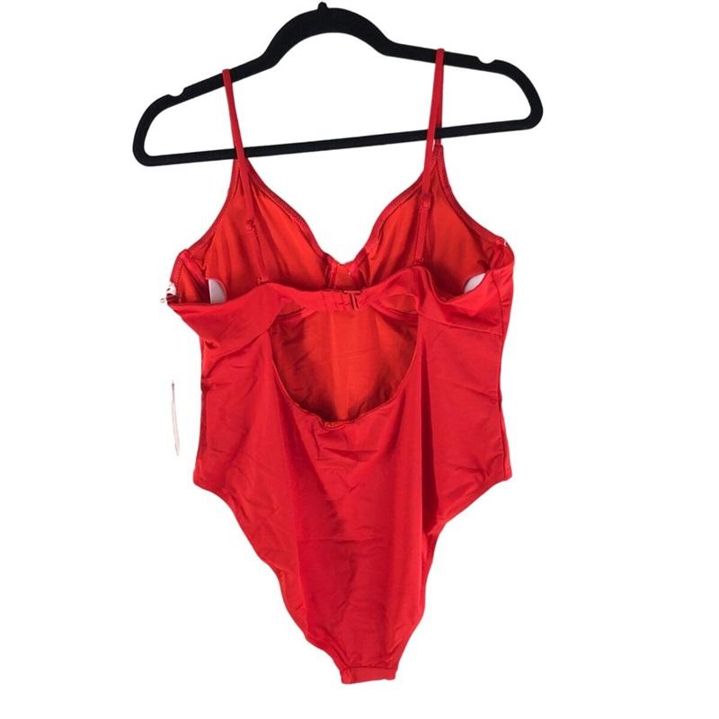 NWOT Good American SHOW OFF Red Underwire 1PC Swimsuit 122513
