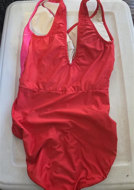 NWT Hermoza 6 Vera Color Block Red pink Surplice 1pc SwimSuit 122539