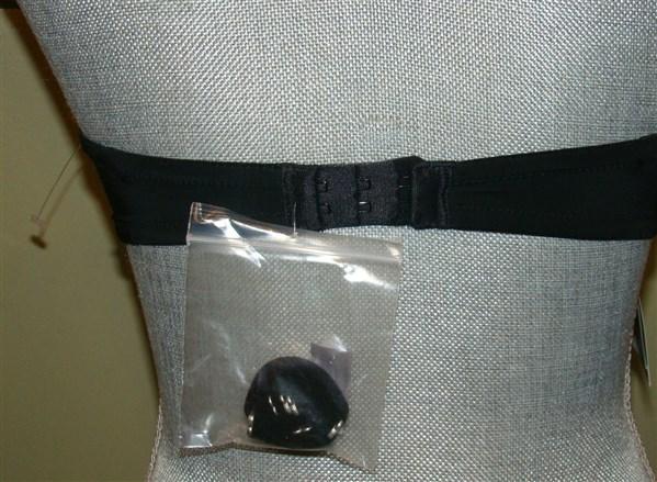 NWT Calvin Klein 34D Naked Glamour Strapless Push-Up Bra QF5677 Black 122704