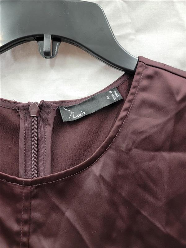 NWOT Noir M Brown Burgundy Sleeveless Peplum Top 122708